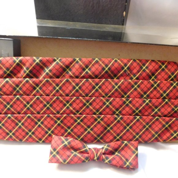 Vintage Wickbury Ltd. Plaid Cummerbund and Bow Tie Set - Picture 8 of 10